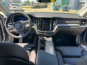 Volvo  Cross Country Plus AWD