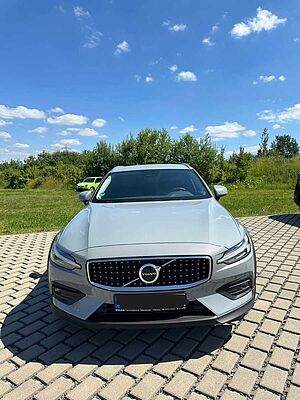 Volvo  Cross Country Plus AWD