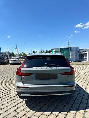 Volvo  Cross Country Plus AWD