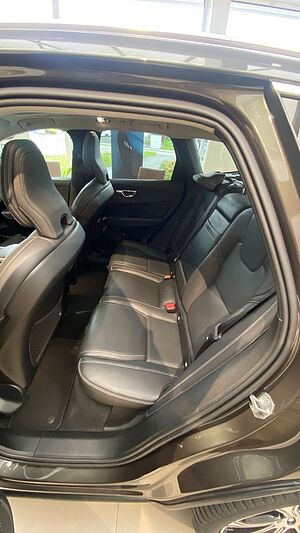 Volvo  XC60 Inscription AWD