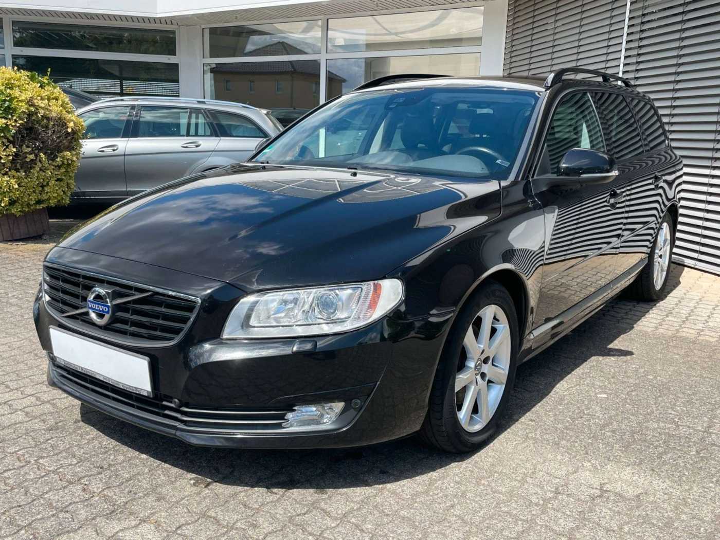 Volvo  D4 Linje Svart*Navi*Sitzh*PDC v/h*Leder*