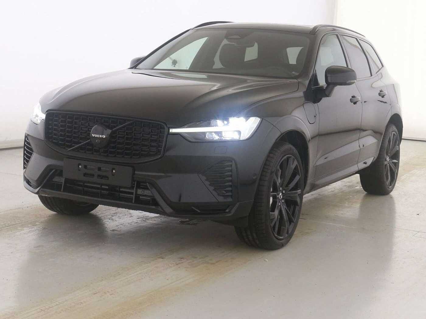 Volvo  Ultra Black Edition Recharge Plug-In Hybrid