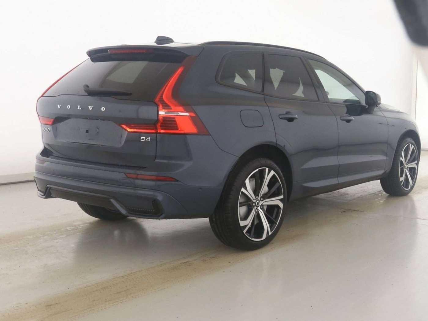 Volvo  Plus Dark*SD*Standh*21Zoll*360°Kamera*