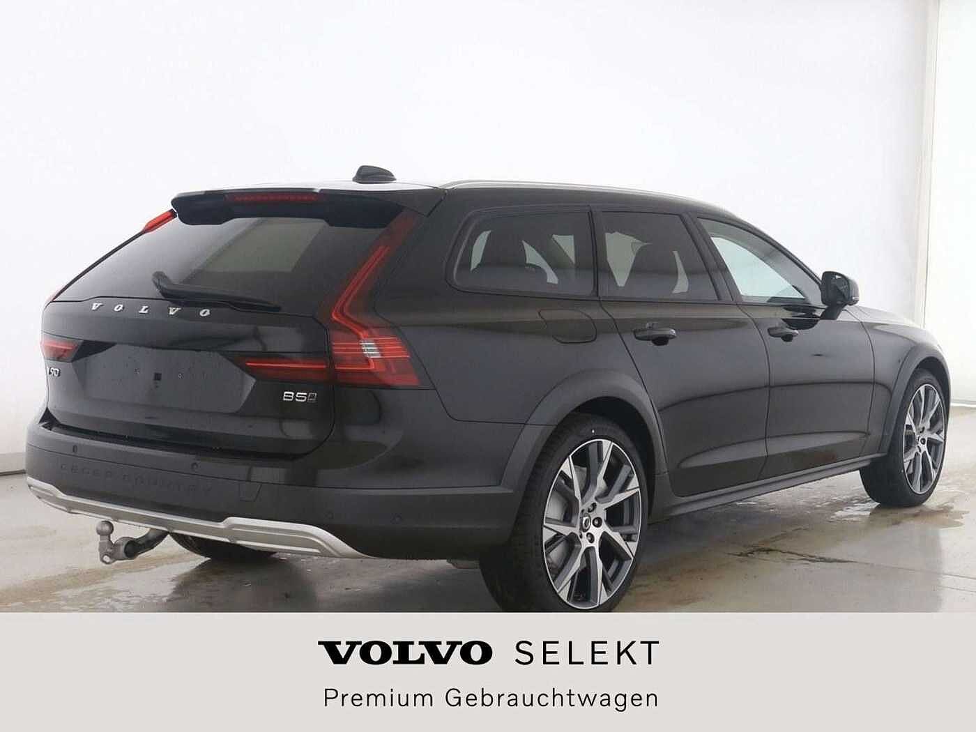 Volvo  V90 CC  Cross Country Ultimate*LuftFW*Bowers*21