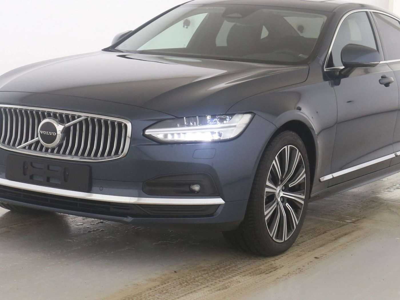 Volvo  Ultimate Bright*AWD*AHK*Standh*SD*HeadUp*