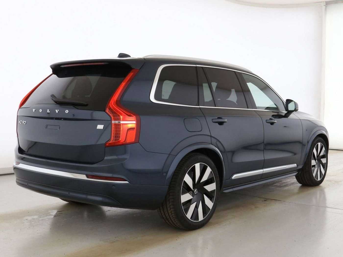 Volvo  Ultra Bright Plug-In Hybrid*AWD*LuftFW*21Z