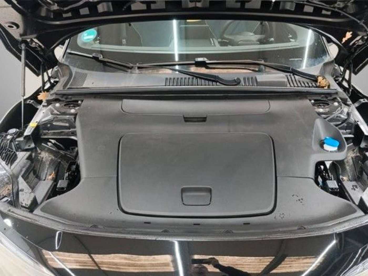 Volvo  Twin - Ultra AWD Performance Pure Electric