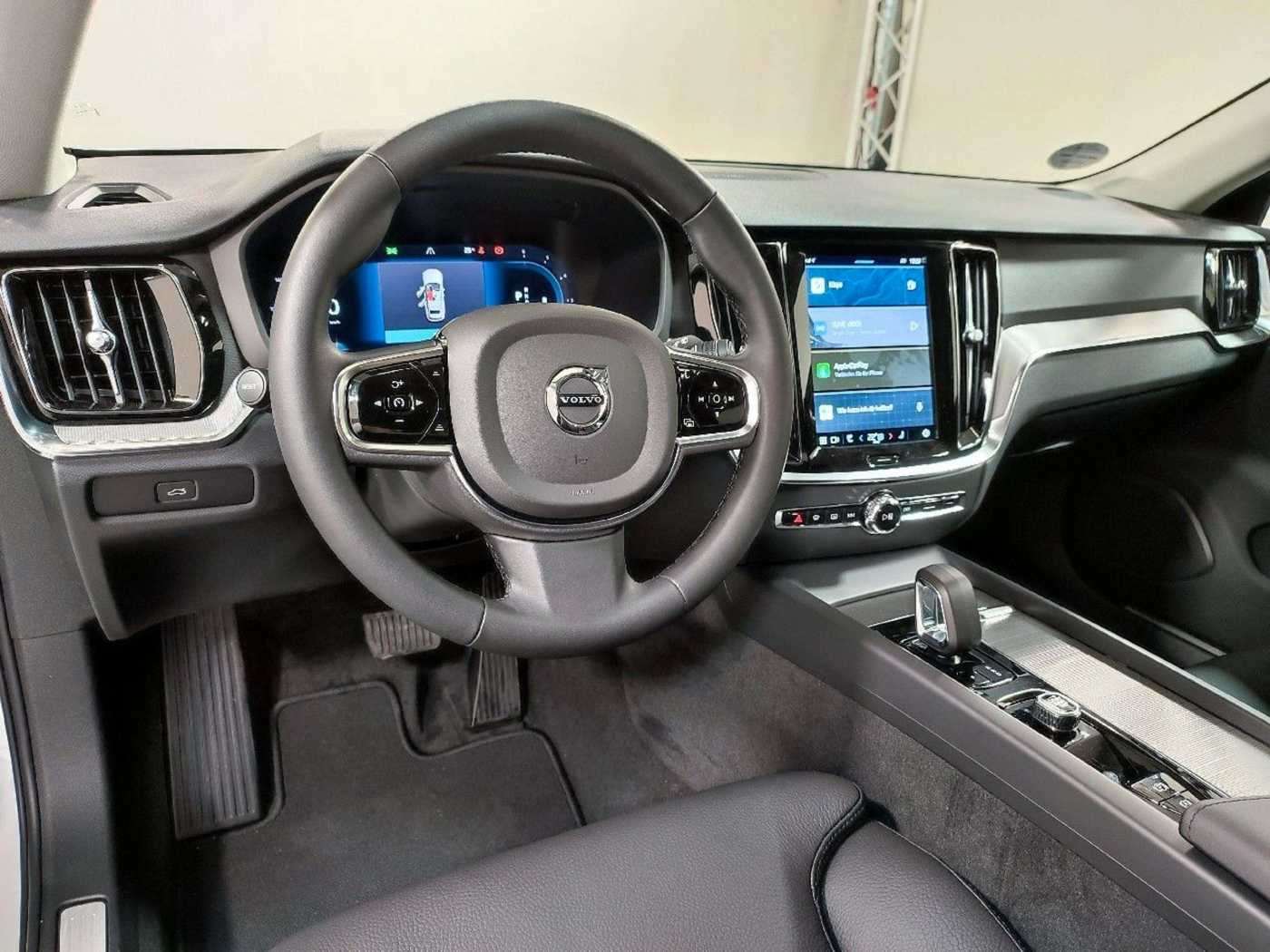 Volvo  Plus Dark*AHK*19Zoll*Licht-P*