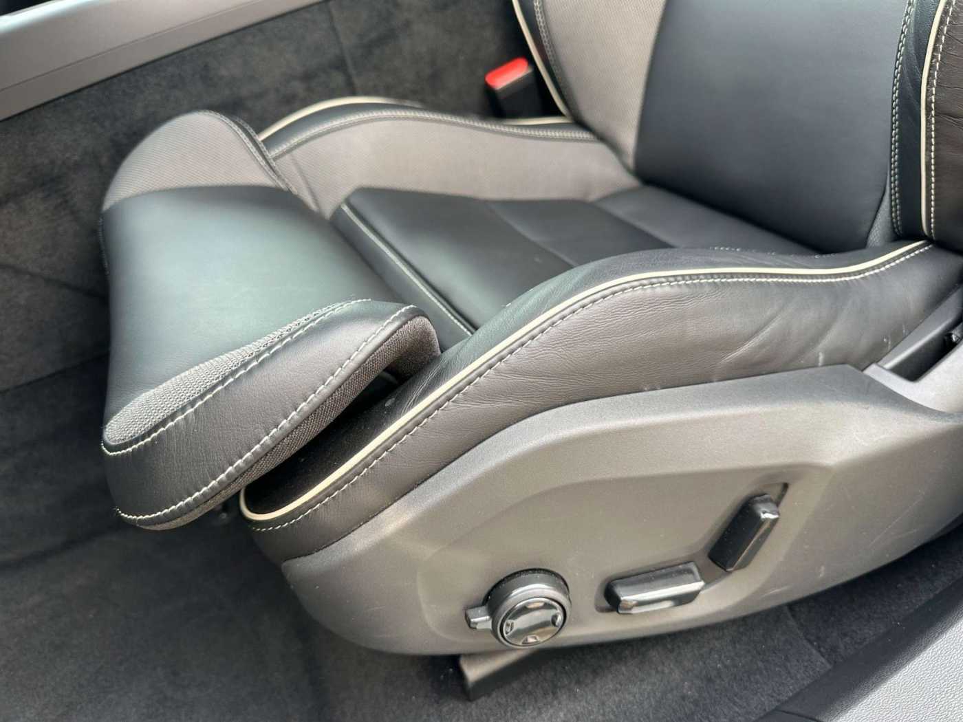 Volvo  Plus Dark*Standh*AHK*SD*20Zoll