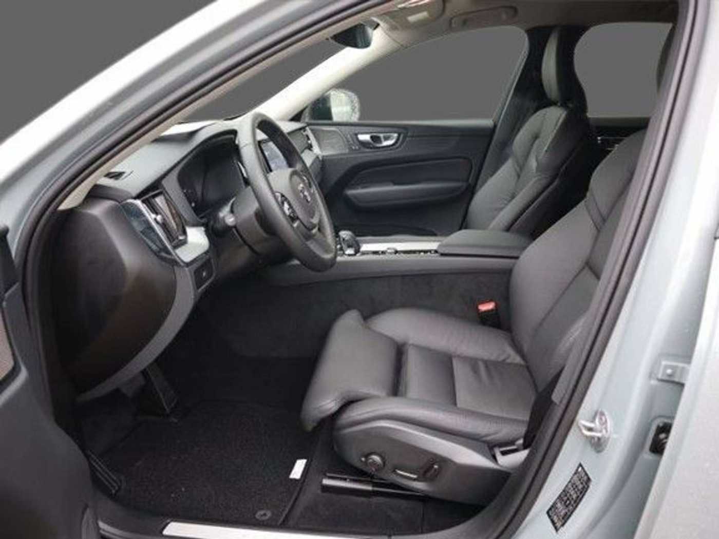 Volvo  Plus Dark*AWD*Business-P*BLIS*Standh*RFK