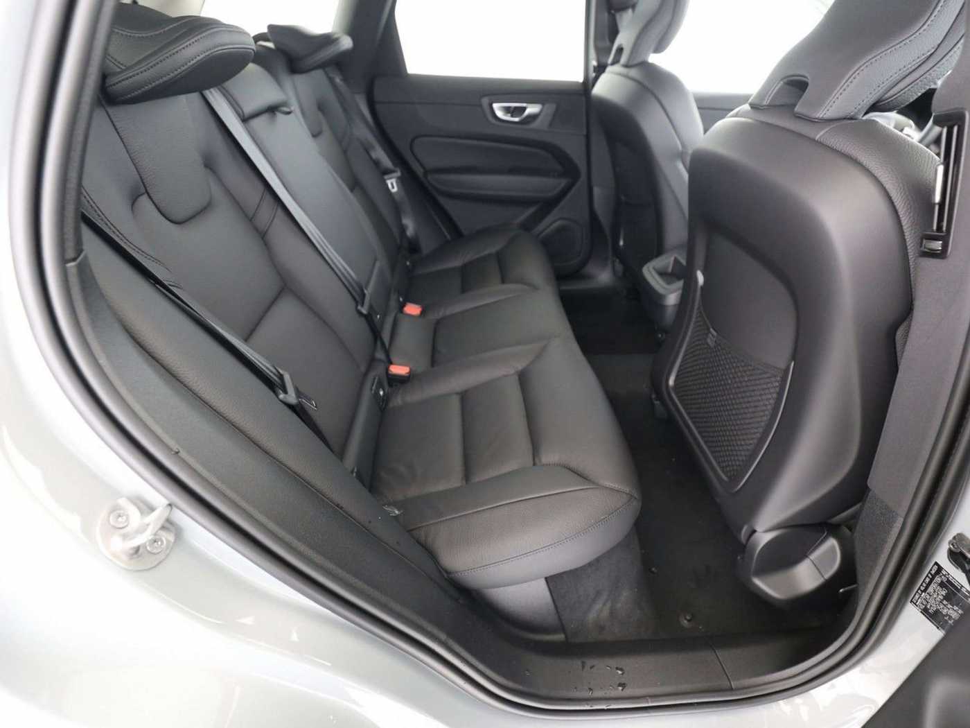 Volvo  Plus Dark*AWD*BLIS*Standh*360°*20 Zoll