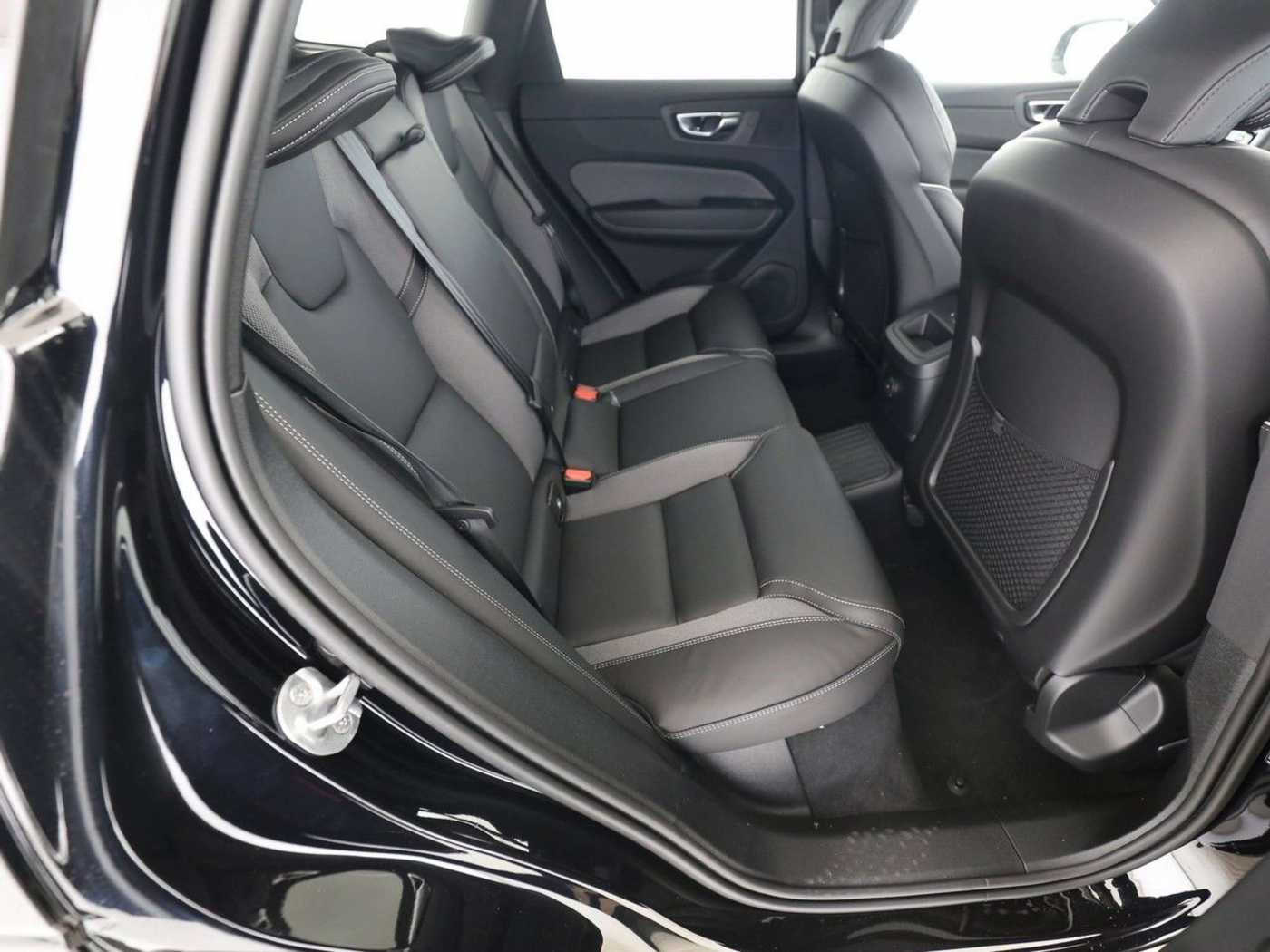 Volvo  Plus Black Edition Plug-In*AWD*Standh*SD*