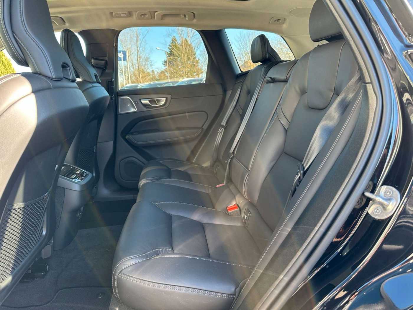 Volvo  Ultimate Dark*AWD*LuftFW*360°*Standh*Bowers