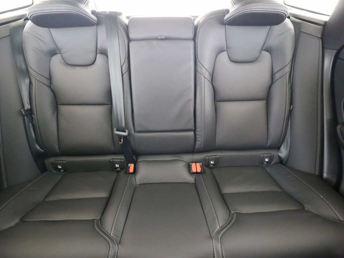 Volvo  Ultimate Dark*AWD*Bowers*Standh*Sitzbelüftu