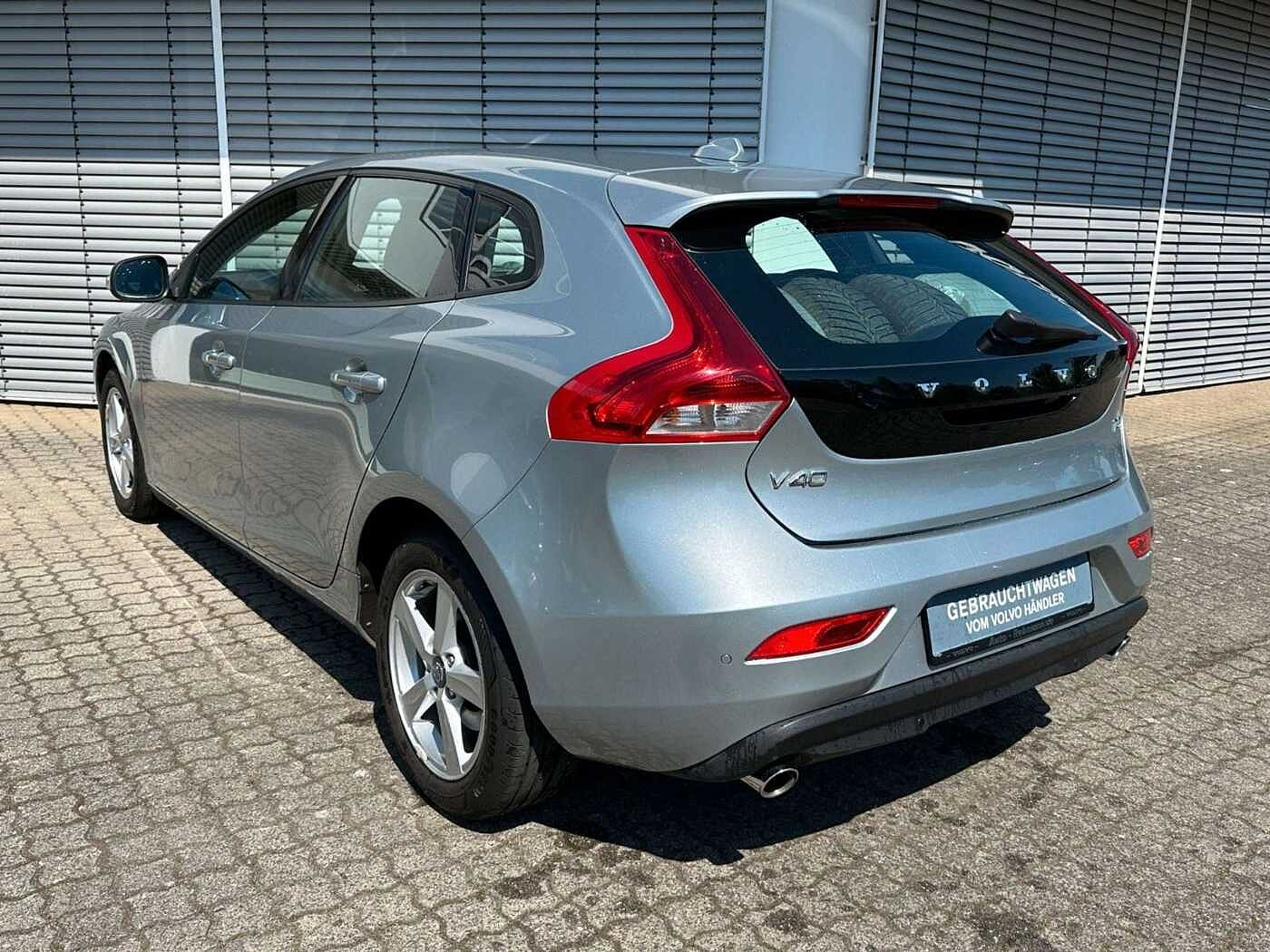 Volvo  Kinetic*Xenon*RFK*Sitzheizung*Style-P*