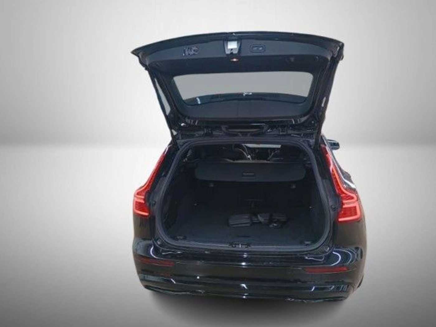Volvo  Ultra Dark*Bowers*19Zoll*360GradK*Winter-P
