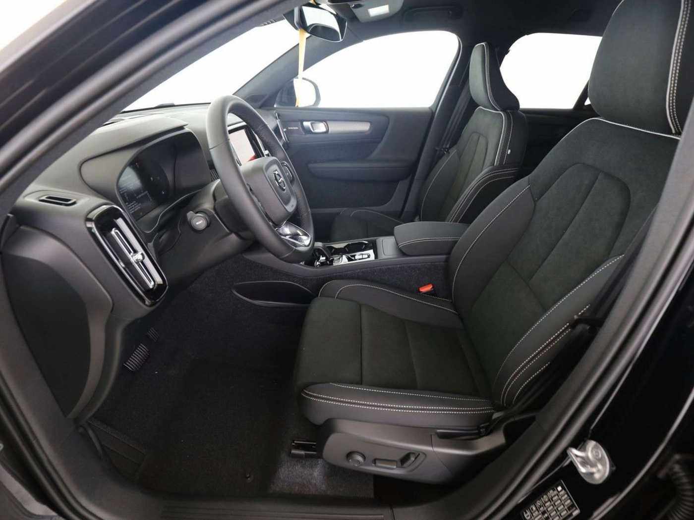 Volvo  Plus Dark*Business-P*19Zoll*360°K*LED*