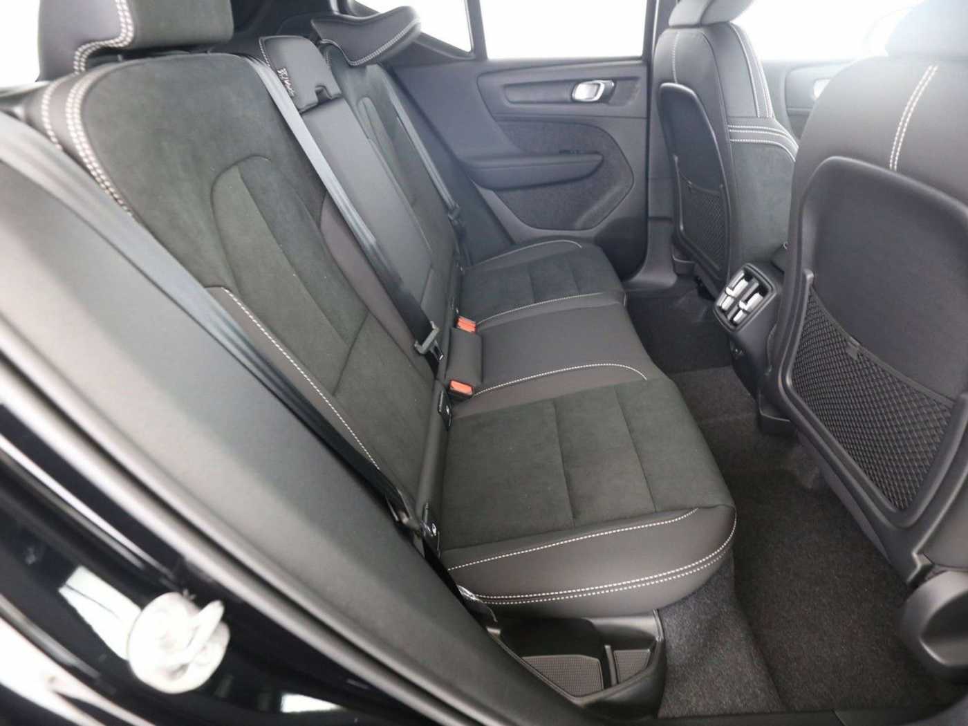 Volvo  Plus Dark*Business-P*19Zoll*360°K*LED*