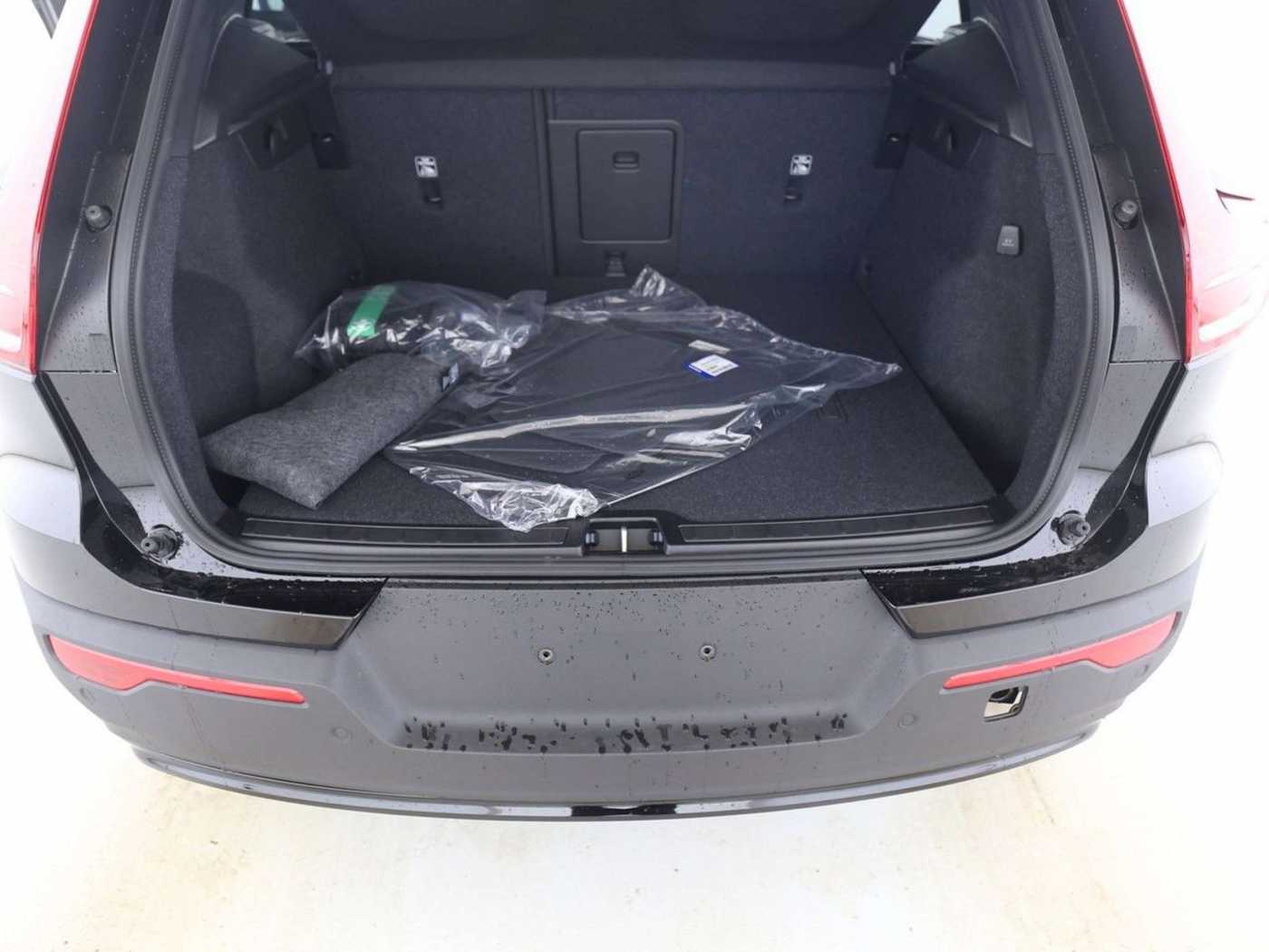 Volvo  *Ultra Dark*21Zoll*Business-P*AHK*360°K*