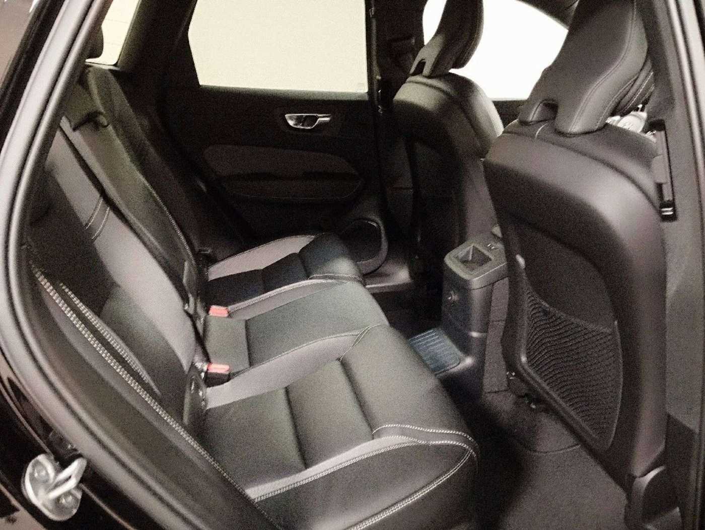 Volvo  T6 Plus Black Edition *Plug-In* 360° K*