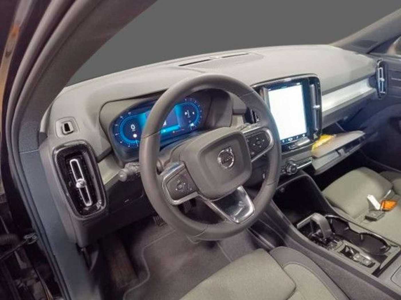 Volvo  Plus Dark*Licht-P*Driver Assistance*19Zoll