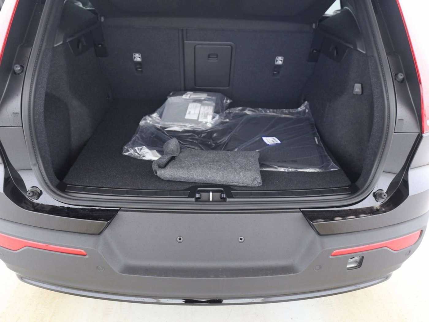 Volvo  Plus Dark*Business*SD*Pixel-LED*