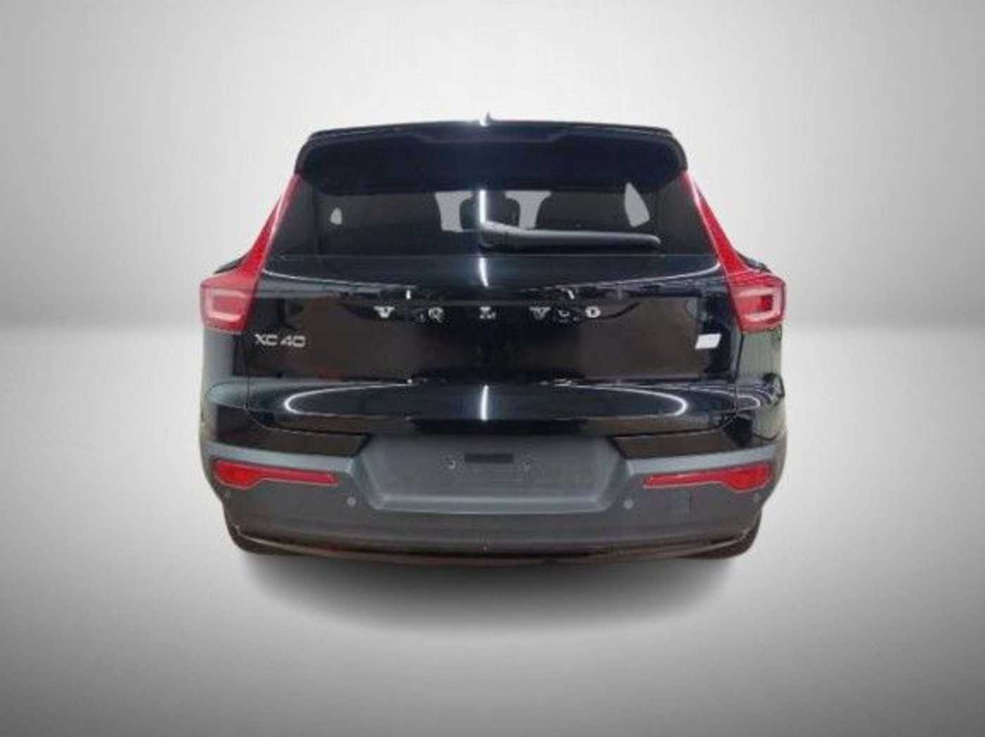 Volvo  Plus *Pure Electric*