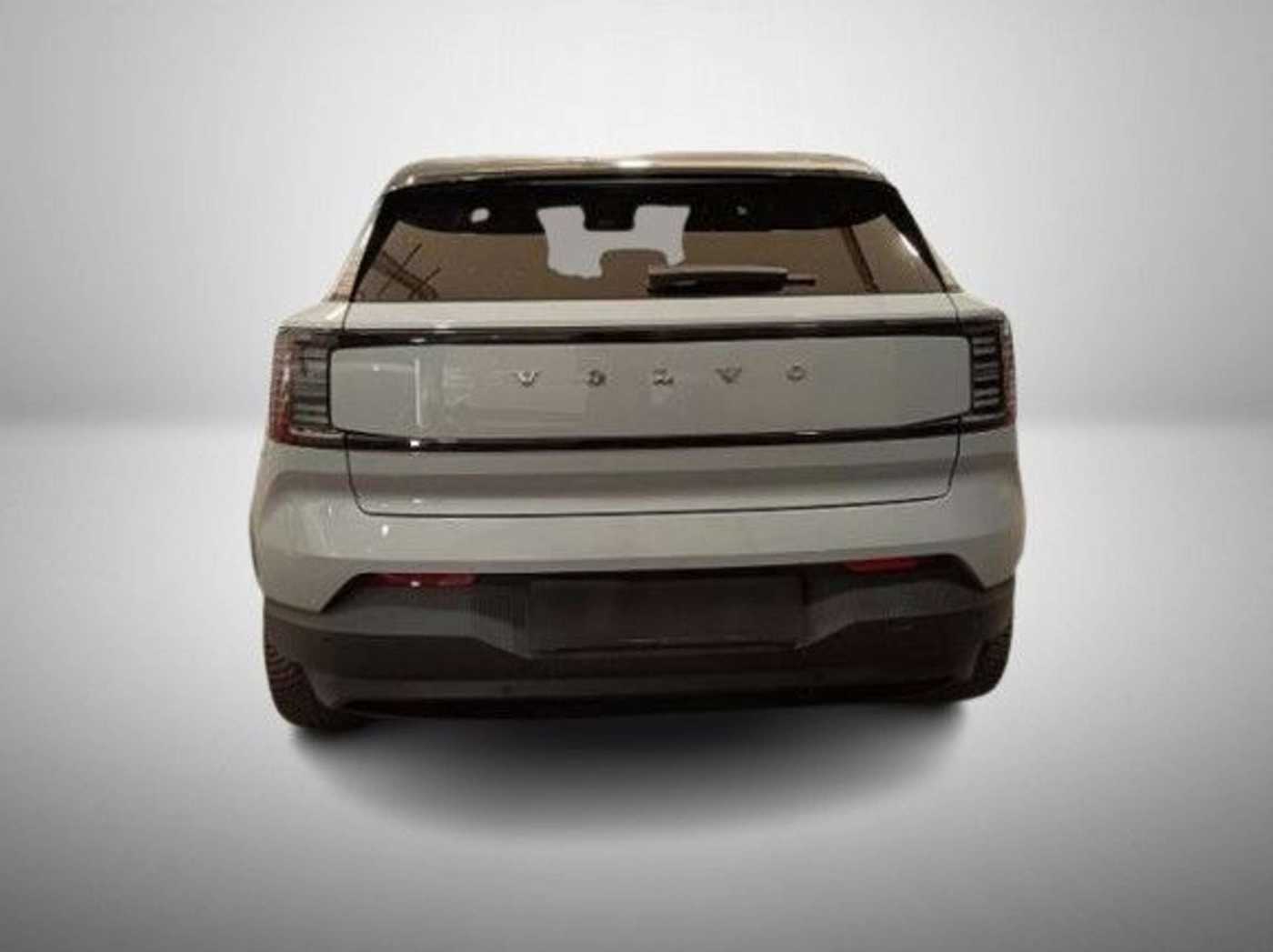 Volvo  Ultra AWD Performance Pure Electric