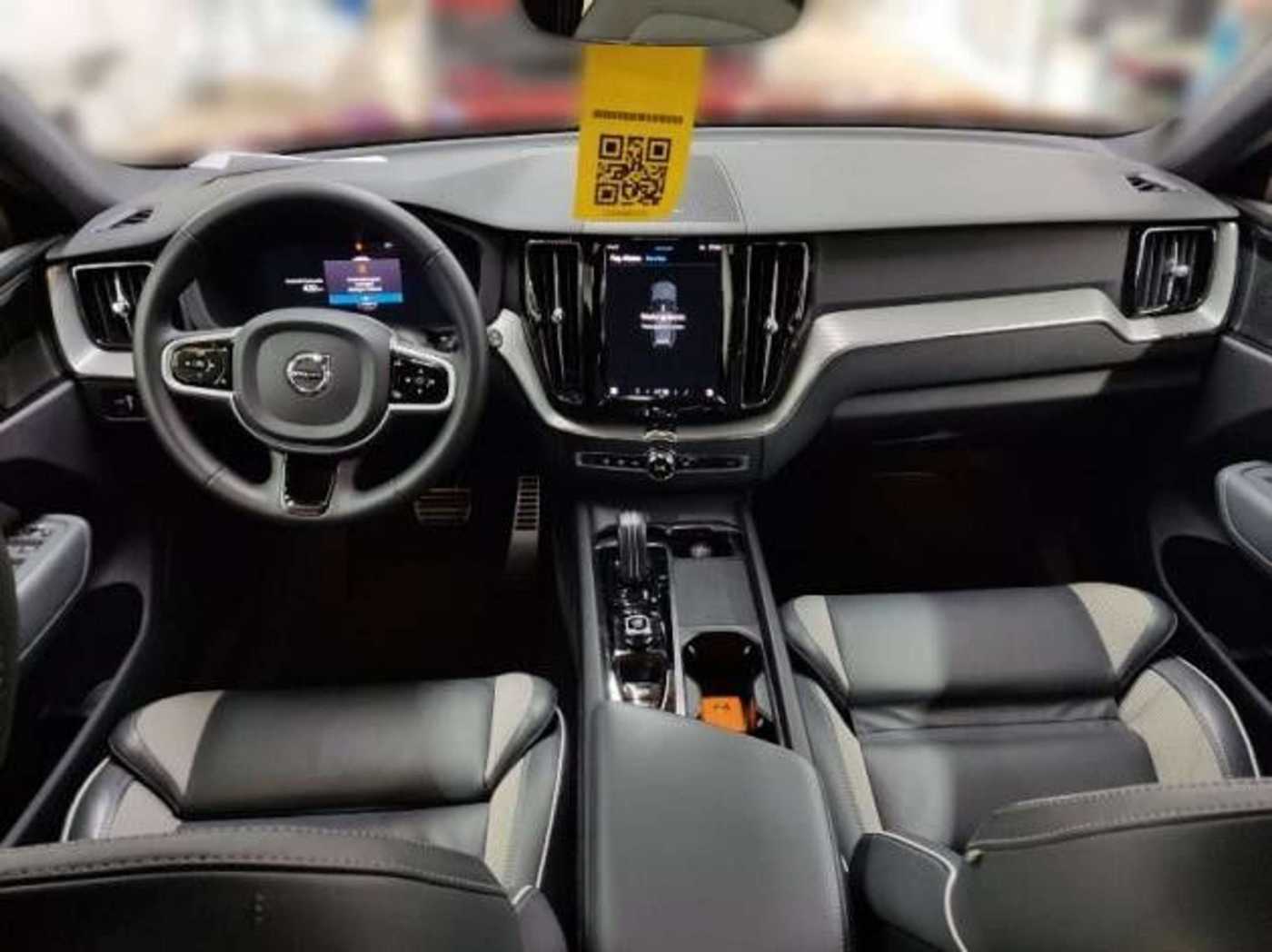 Volvo  Diesel*AWD*R Design*