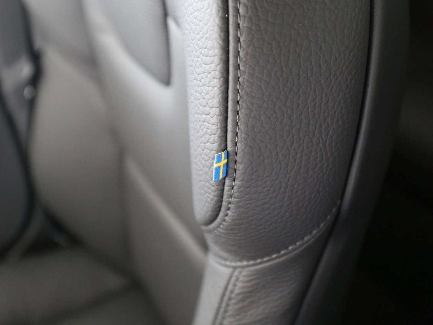 Volvo  *Licht-P*Sitz-Komfort-P*BLIS*Winter-P*
