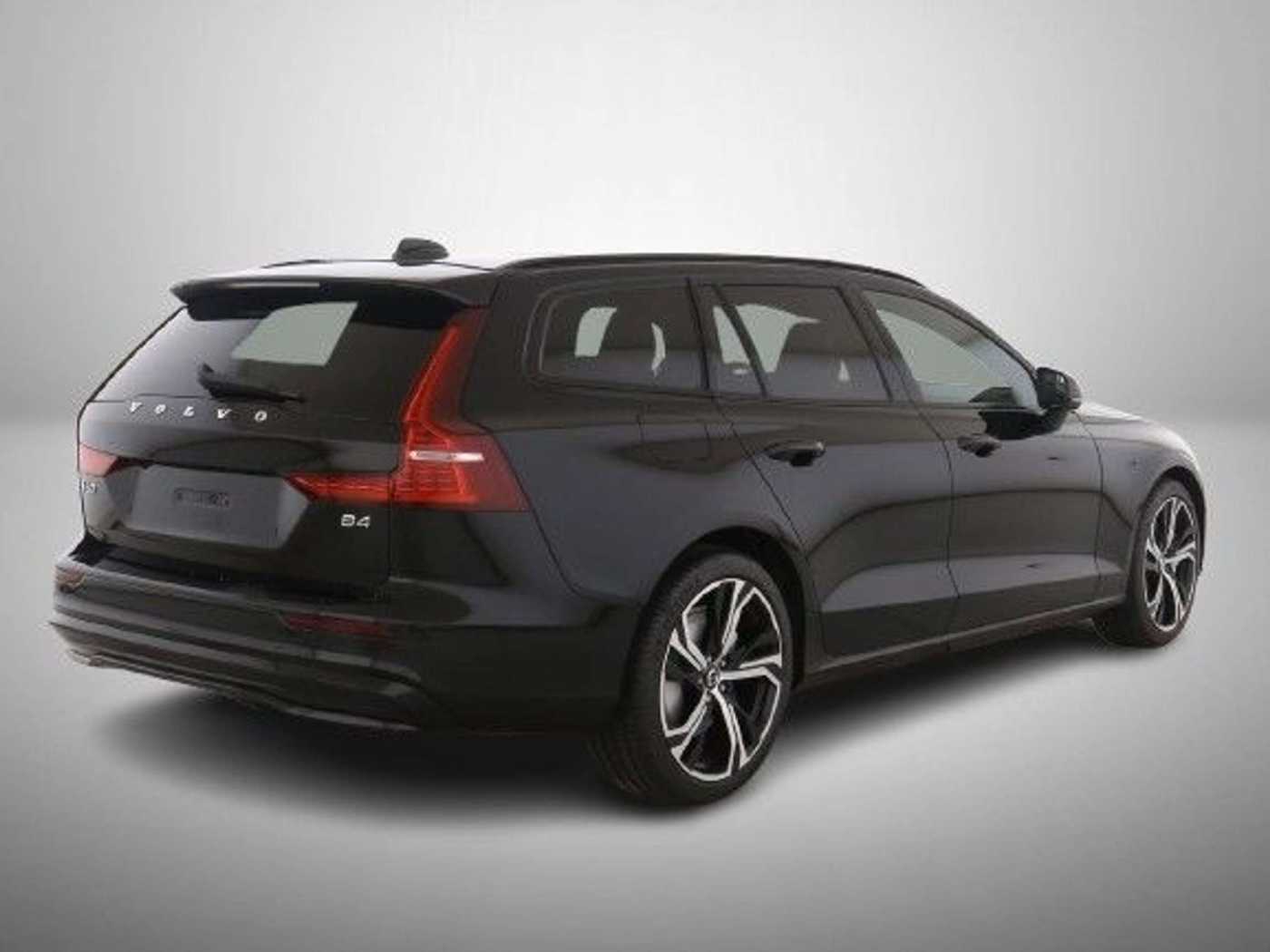 Volvo  Benzin*Ultra Dark*Business-P*AHK*Winter-P