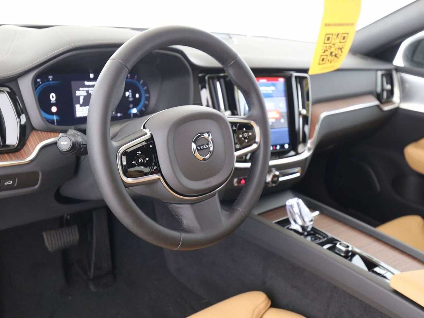 Volvo  Benzin*Ultra Dark*Business-P*AHK*Winter-P