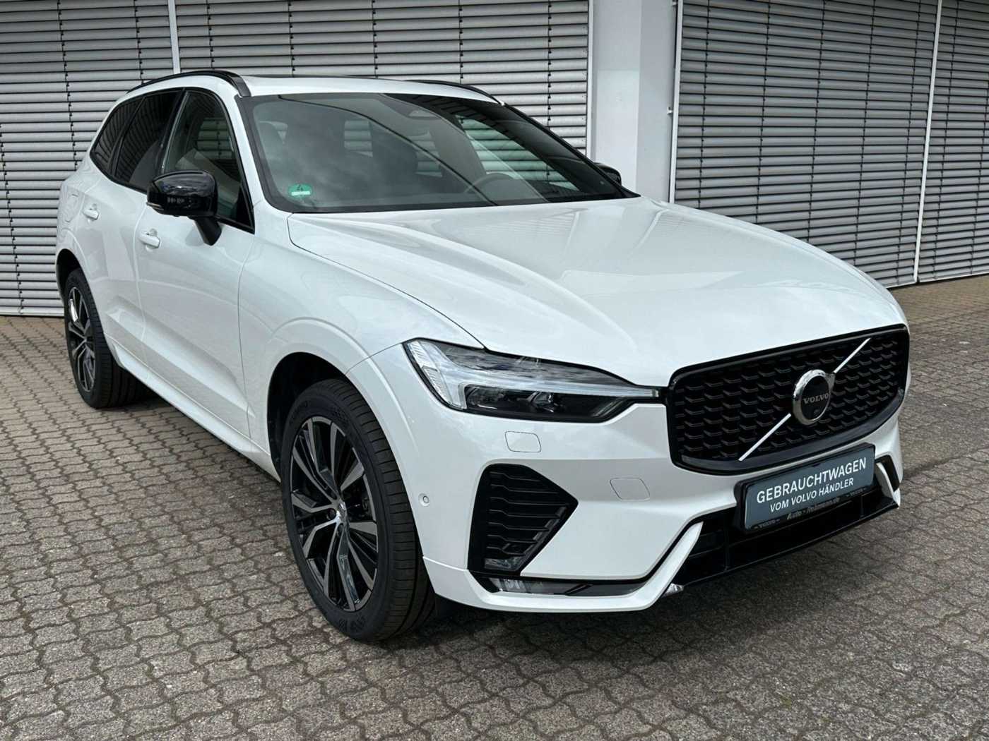 Volvo  Ultimate Dark*AWD*AHK*360GradK*Standh