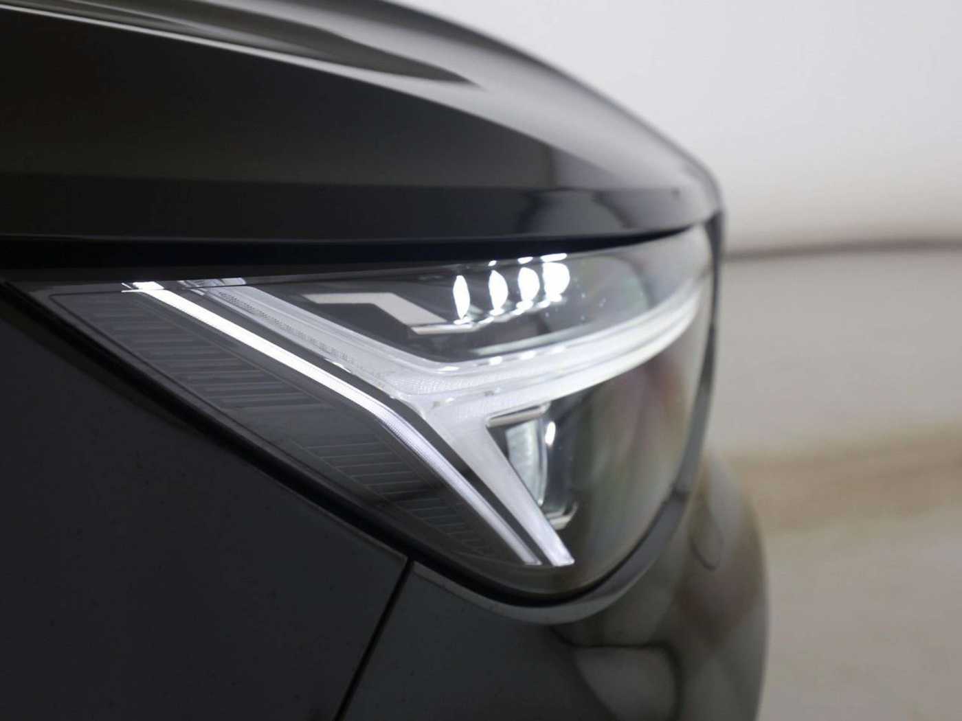 Volvo  B3 Ultra Black Edition*AHK*Business-P*