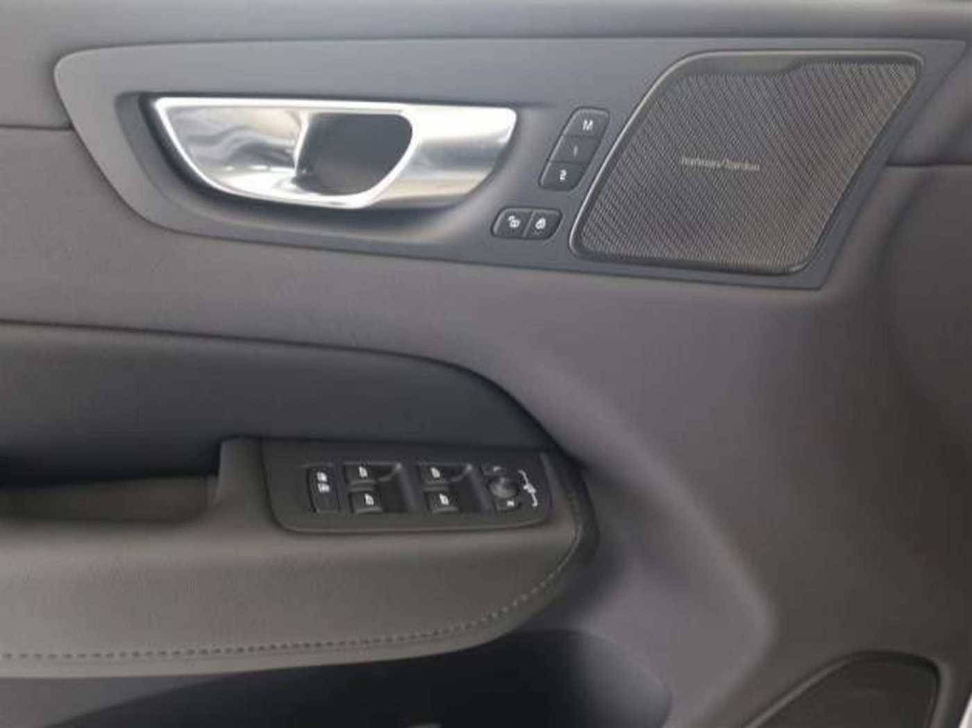 Volvo  T6 Plus Dark'*Hybrid*AWD*360°*Leder*