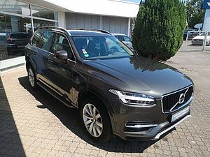 Volvo  Momentum AWD Standheizung