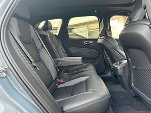Volvo  Plus Dark*Standh*AHK*SD*20Zoll