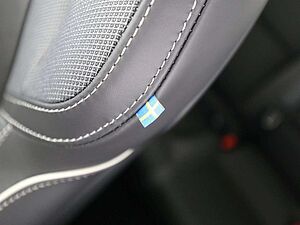 Volvo  Plus Black Edition Plug-In*AWD*Standh*SD*