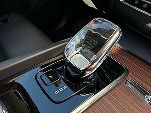 Volvo  Ultimate Dark*AWD*LuftFW*360°*Standh*Bowers