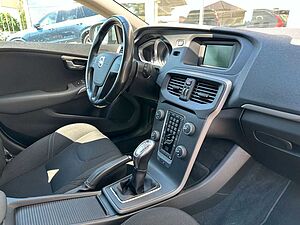 Volvo  Kinetic*Xenon*RFK*Sitzheizung*Style-P*