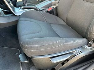 Volvo  Kinetic*Xenon*RFK*Sitzheizung*Style-P*