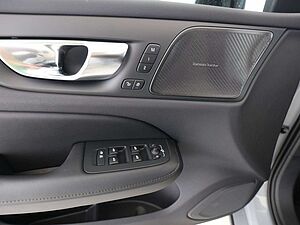 Volvo  T6 Plus Dark*Plug-In*AWD* 360°K*LED*