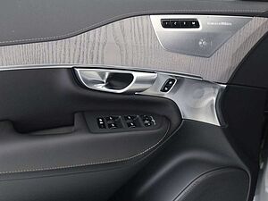 Volvo  T8 Ultra Bright*Plug-In*AWD*Bowers&Wilkins