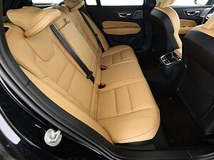 Volvo  Benzin*Ultra Dark*Business-P*AHK*Winter-P