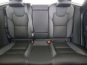 Volvo  Plus Black Edition*AWD*BLIS*HeadUp*SD*360°K