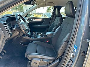 Volvo  Momentum Pro*Licht-P*Winter-P*RFK