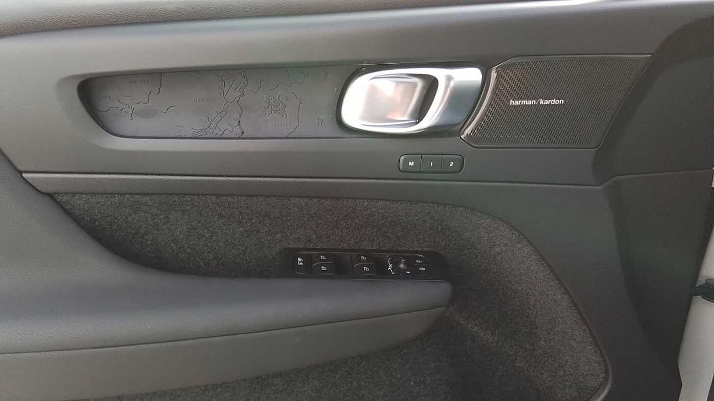 Volvo  Recharge Pure Electric Ultimate Single M