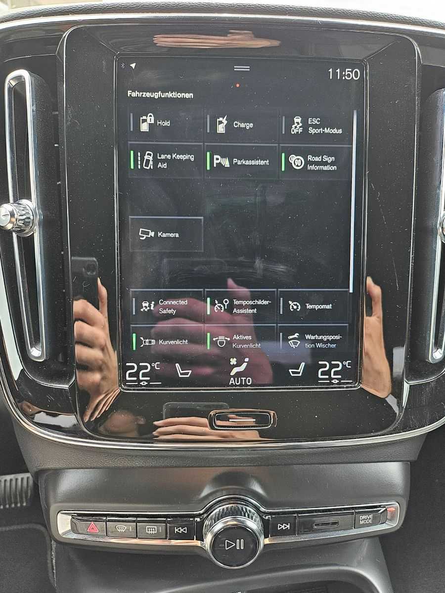 Volvo  Inscription Expression Recharge Plug-In Hyb