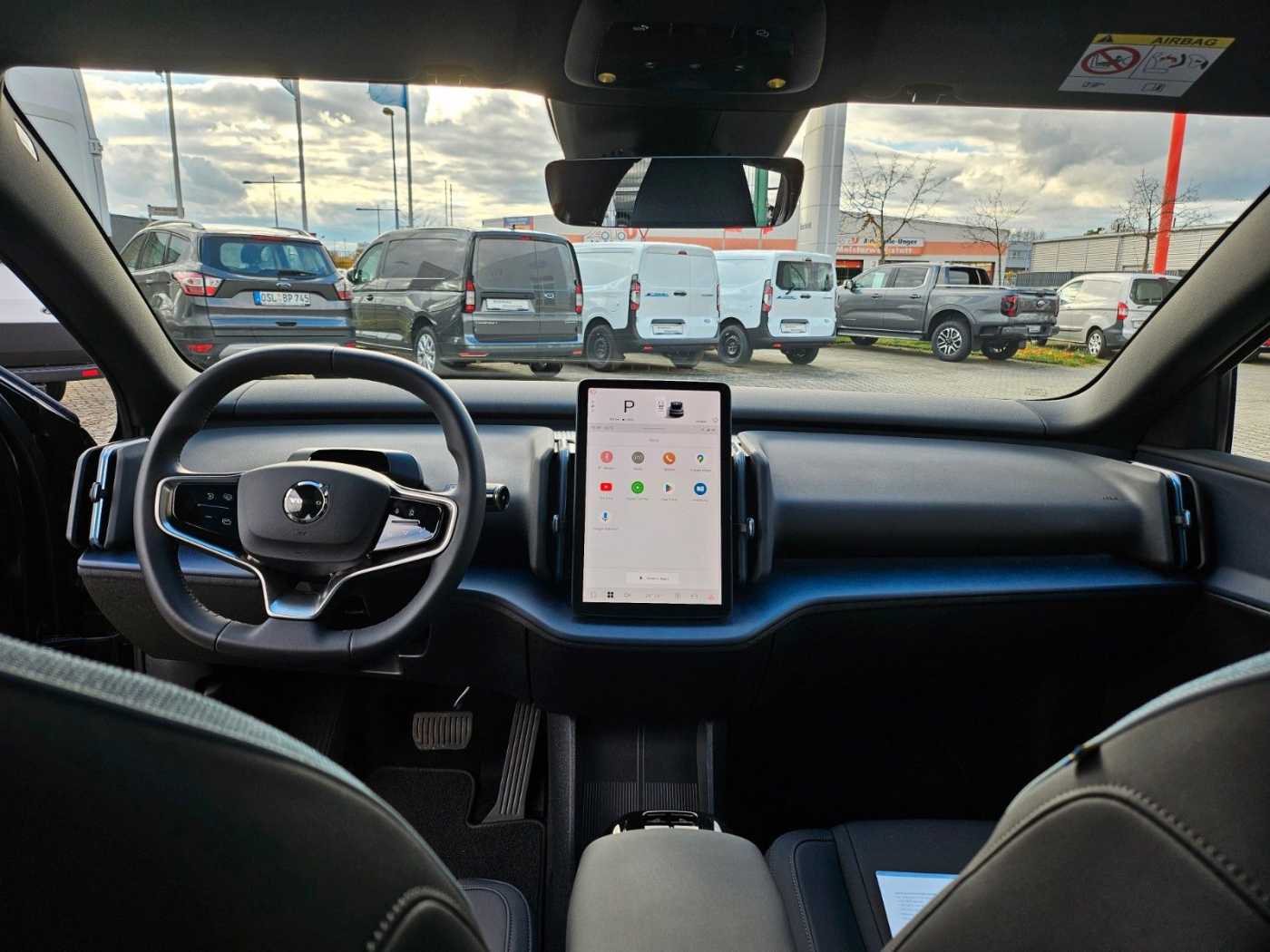 Volvo  Ultra 2WD Pure Electric inkl. Winterr.