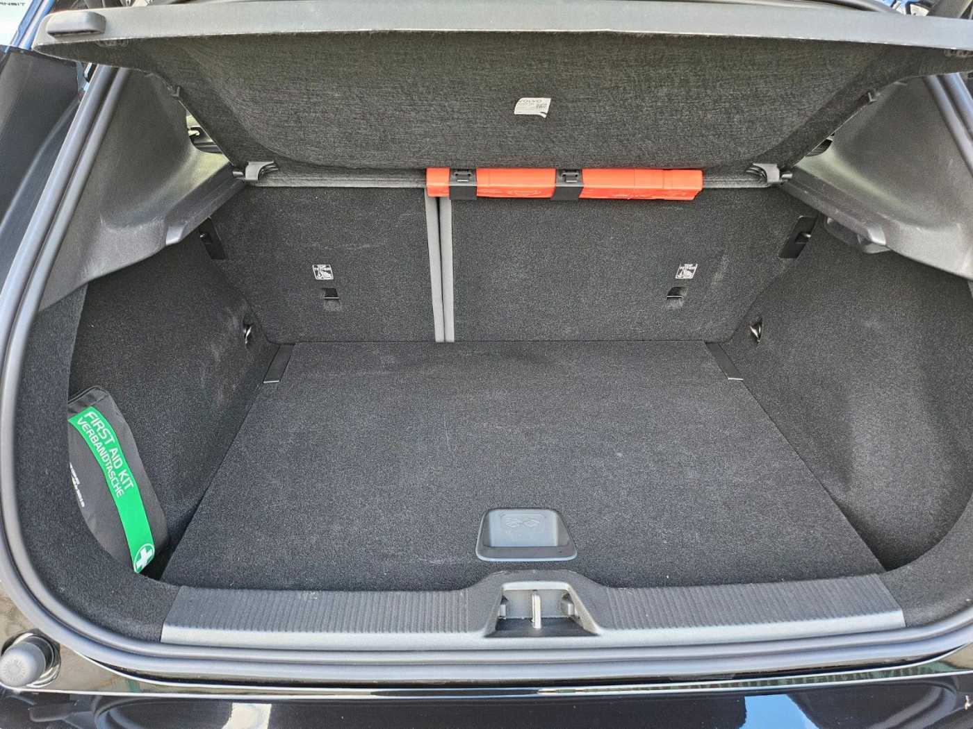 Volvo  Ultra 2WD Pure Electric inkl. Winterr.